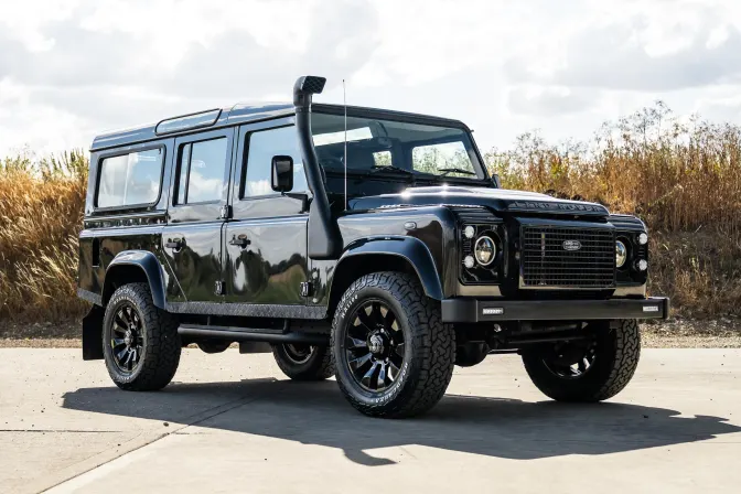 Win This Land Rover Defender 110 Td-Xs Station Wagon + £2,000 Cash!