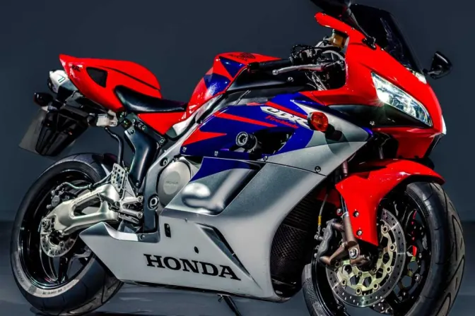Honda CBR1000RR5 Fireblade