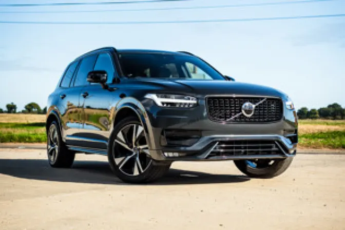 Win This Volvo XC90 B5 R-Design + £5,000 Cash!