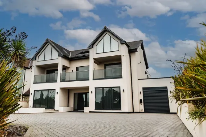 £2.1 Million Dream Home Bundle