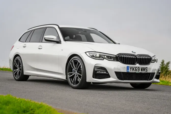 2020 BMW 318D M Sport Touring + £1,000