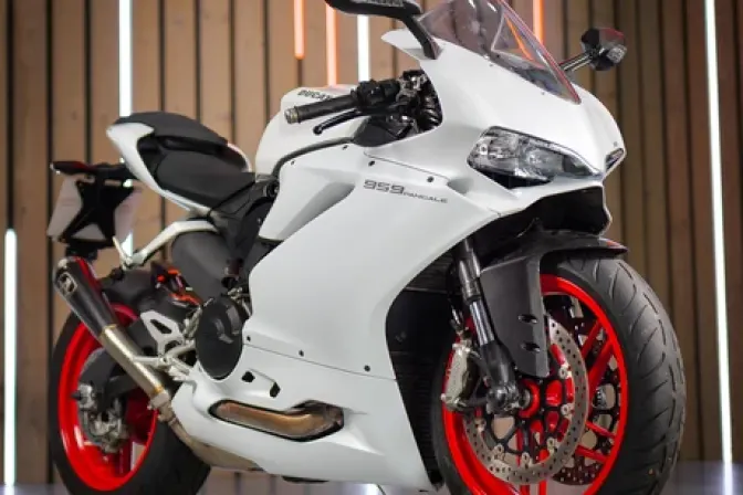 Ducati Panigale 959